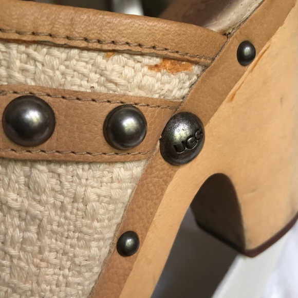 Gently used UGG clogs - Picture 5 of 8